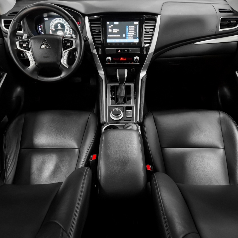 pajero sport hpe-s