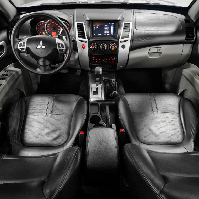 pajero dakar hpe (blindada)