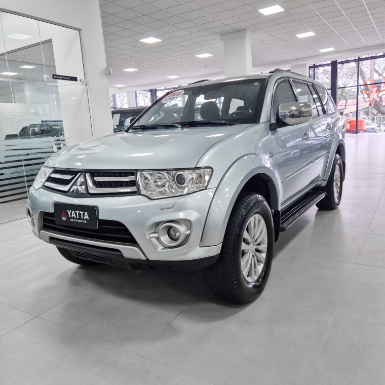 pajero dakar hpe (blindada)
