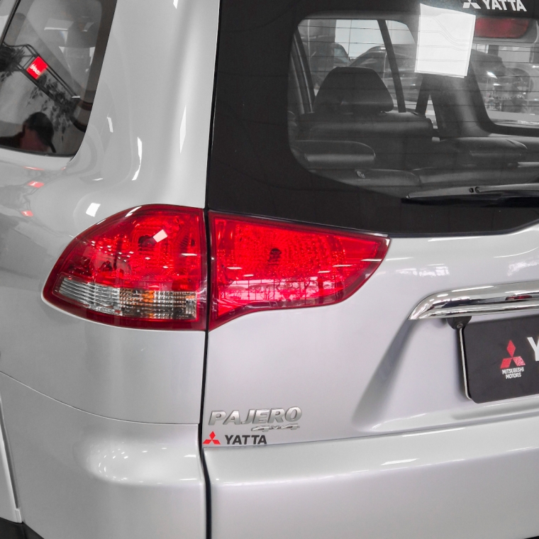pajero dakar hpe (blindada)