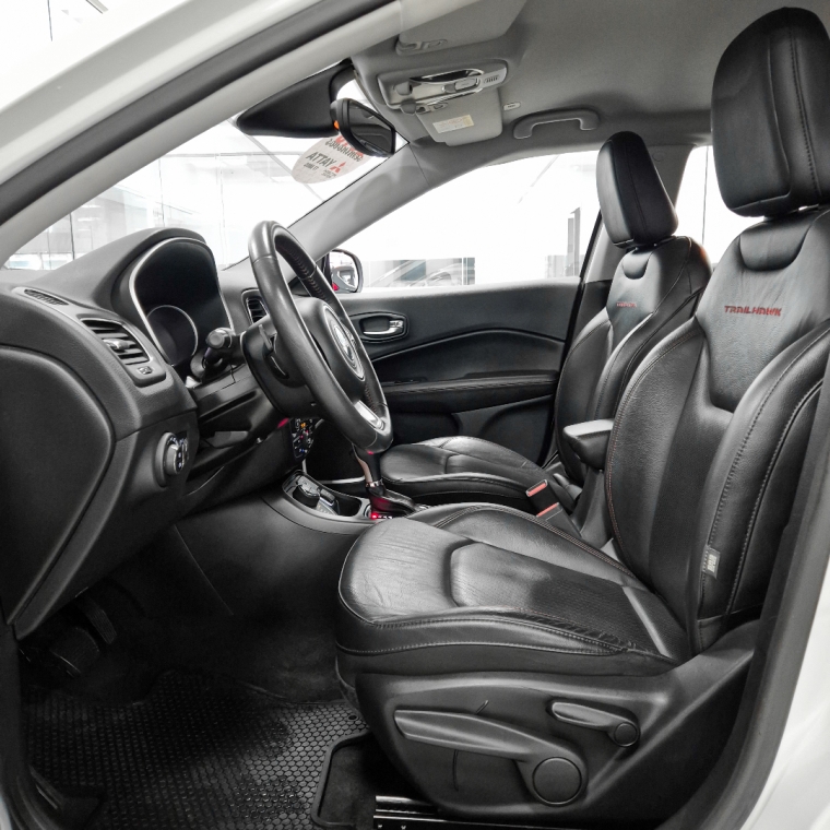jeep compass trailhawk