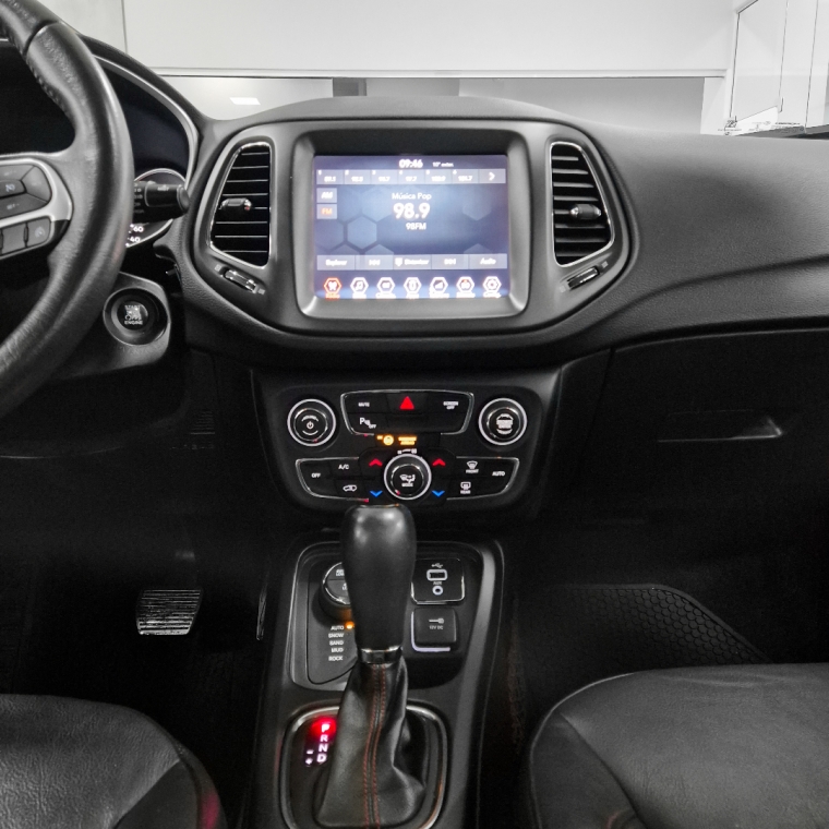 jeep compass trailhawk