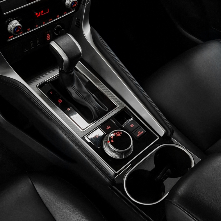 pajero sport hpe-s
