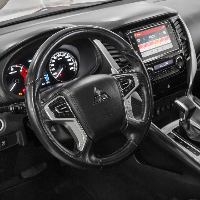 pajero sport hpe