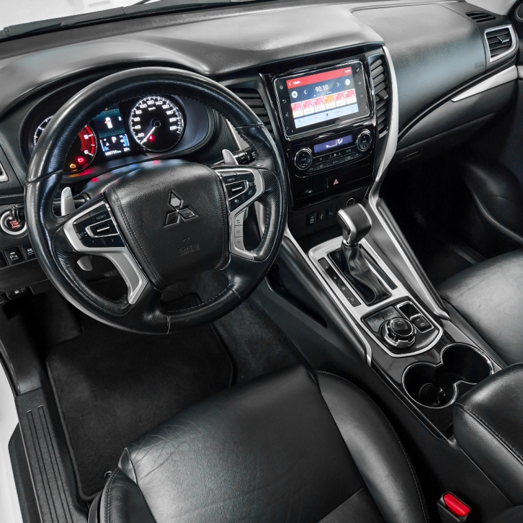 pajero sport hpe
