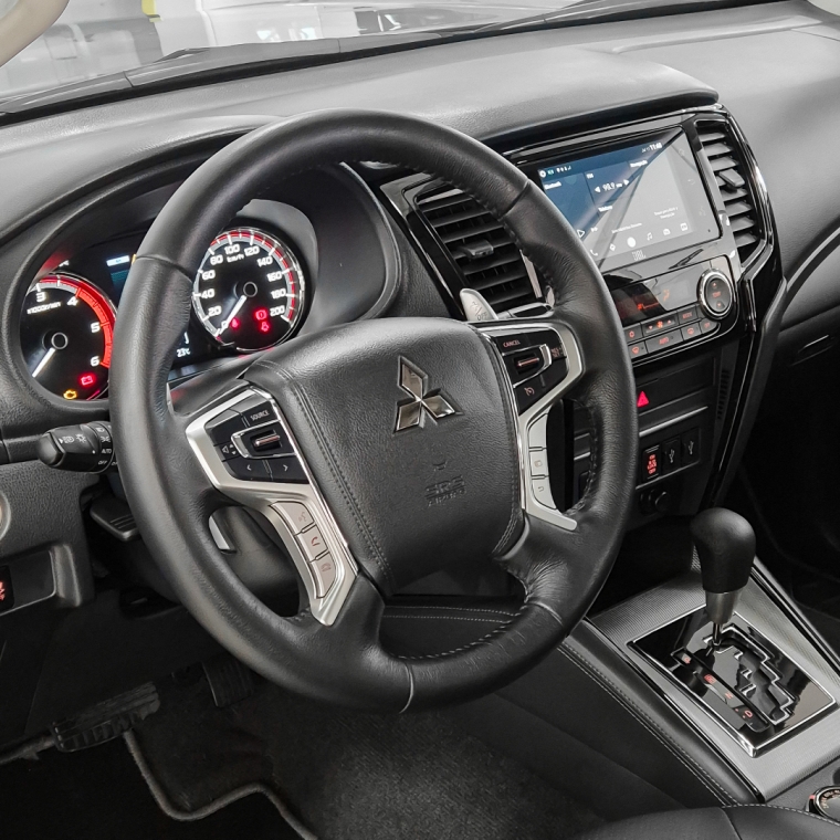 l200 triton sport hpe-s urban
