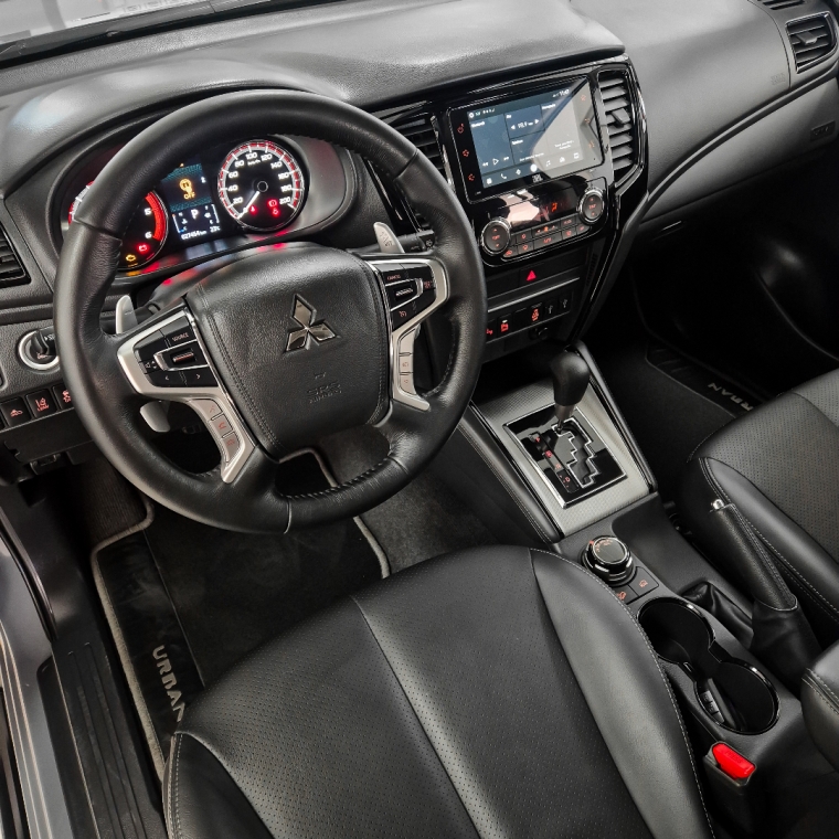 l200 triton sport hpe-s urban
