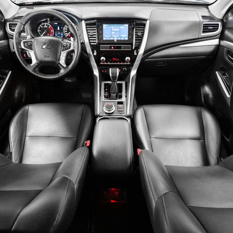 pajero sport hpe-s