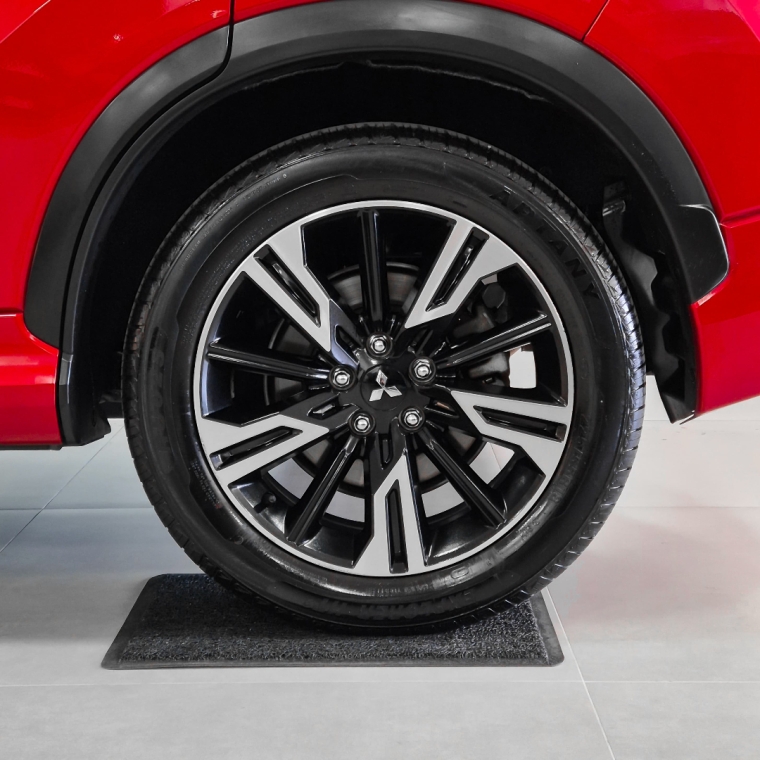 eclipse cross hpe-s awc