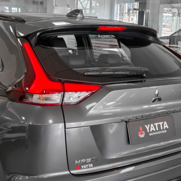 eclipse cross hpe-s awc