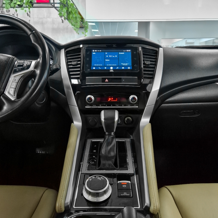 pajero sport hpe