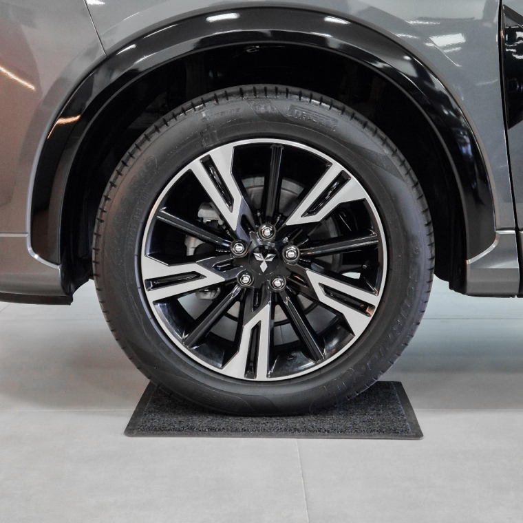 eclipse cross hpe-s