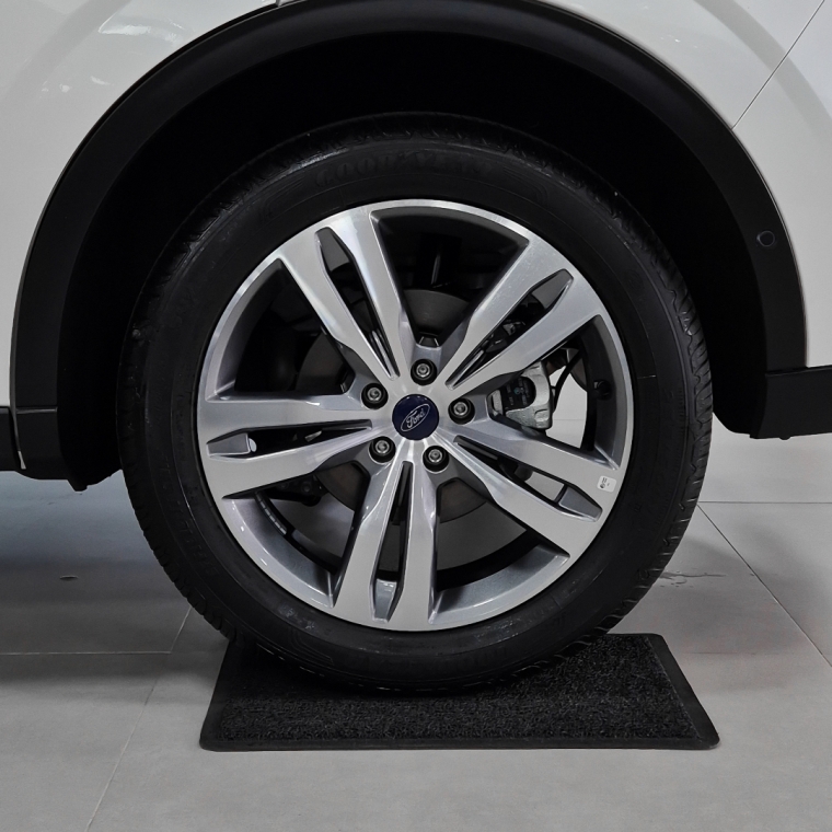ford territory titanium