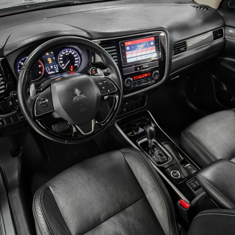 mitubishi outlander 2.2 hpe-s