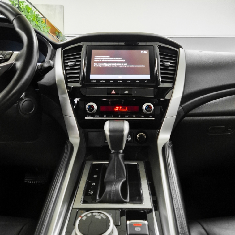 pajero sport hpe-s