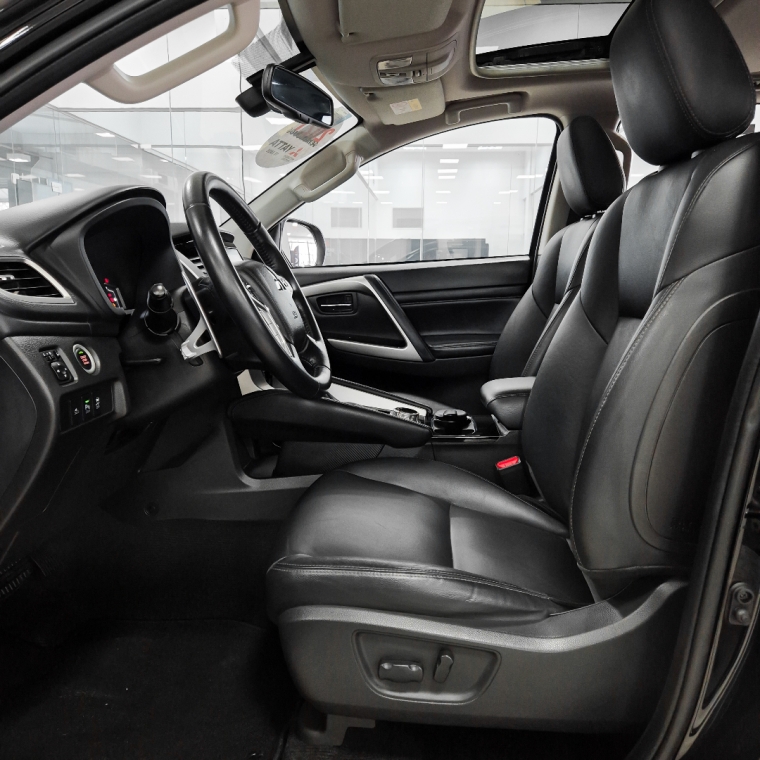 pajero sport hpe-s