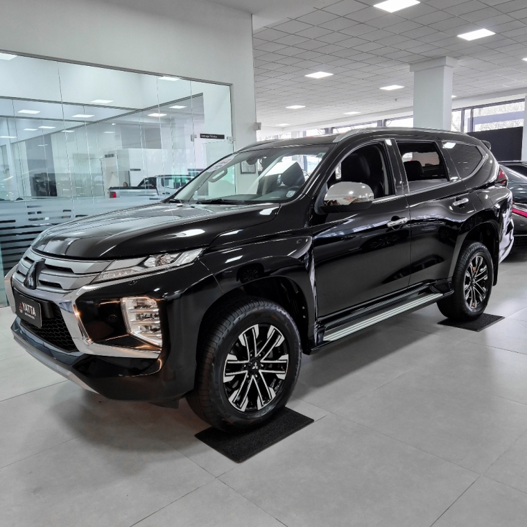 pajero sport hpe-s