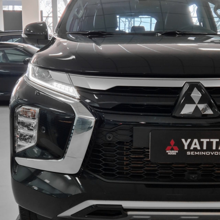 mitsubishi pajero sport legend