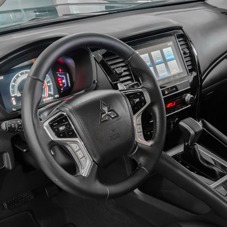 mitsubishi pajero sport legend