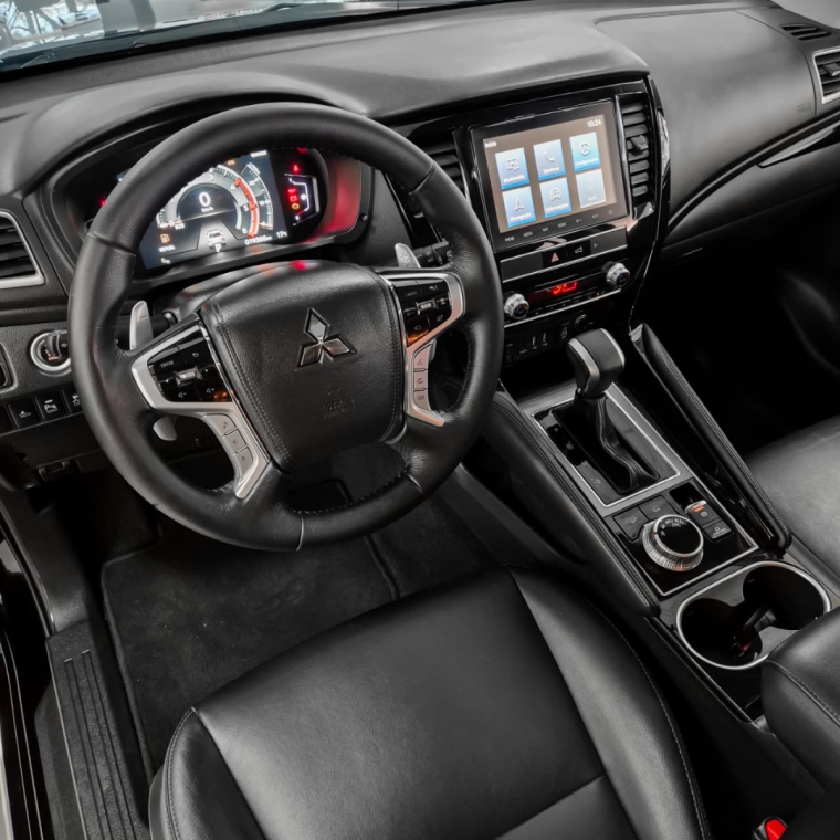 mitsubishi pajero sport legend