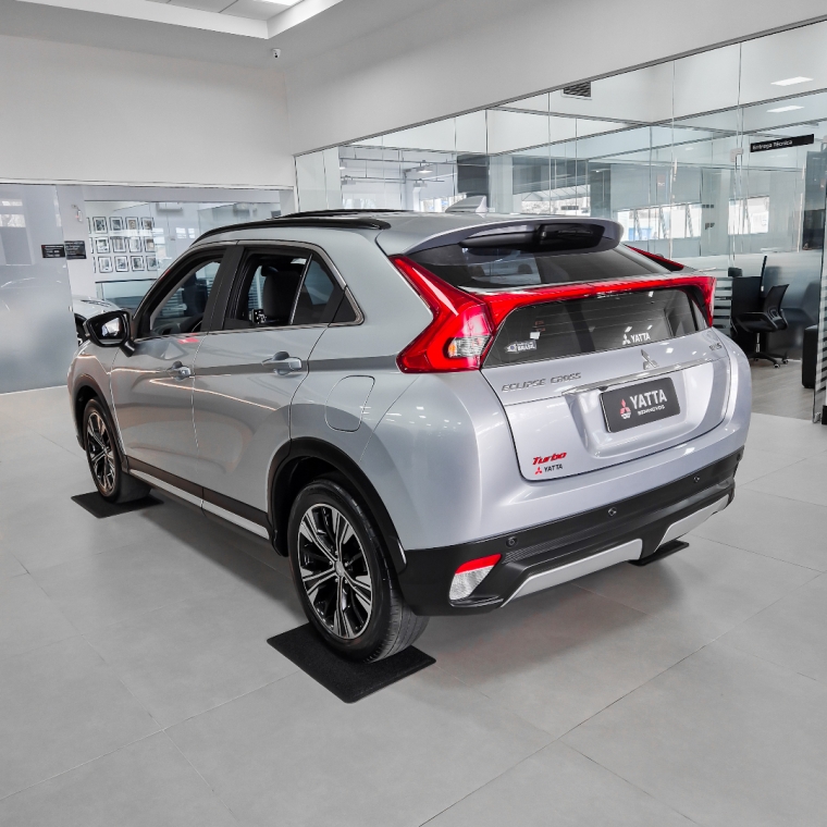 eclipse cross hpe-s awc