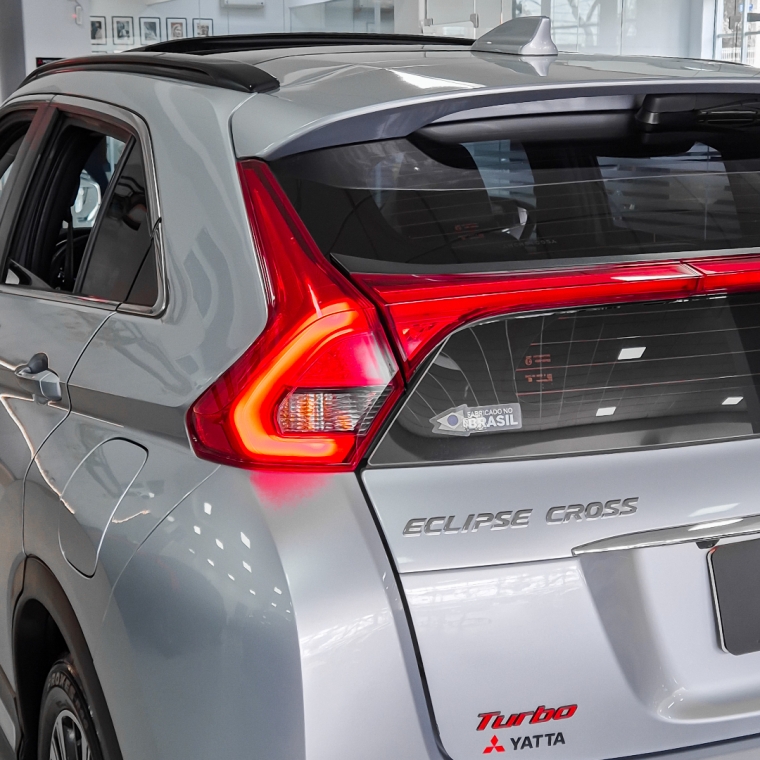 eclipse cross hpe-s awc