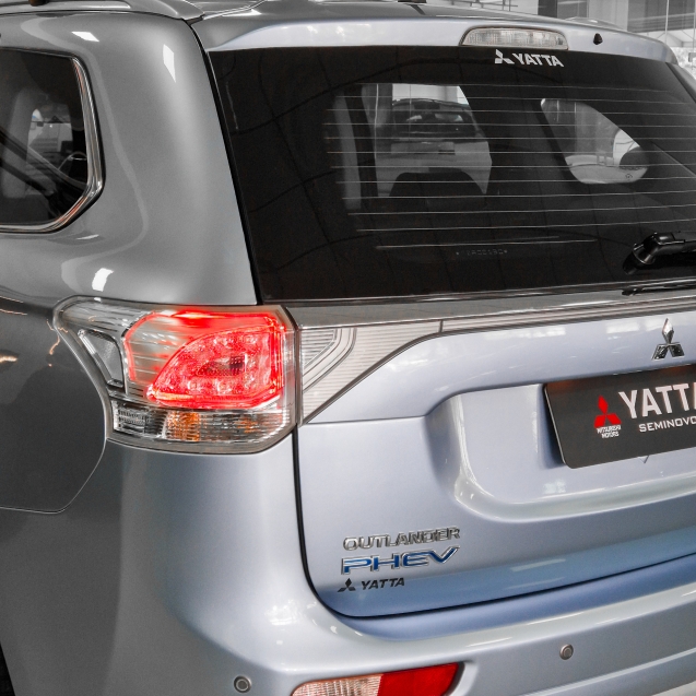 outlander phev hibrida