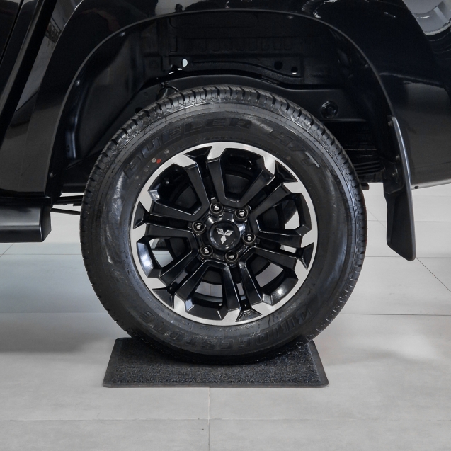 l200 triton sport hpe