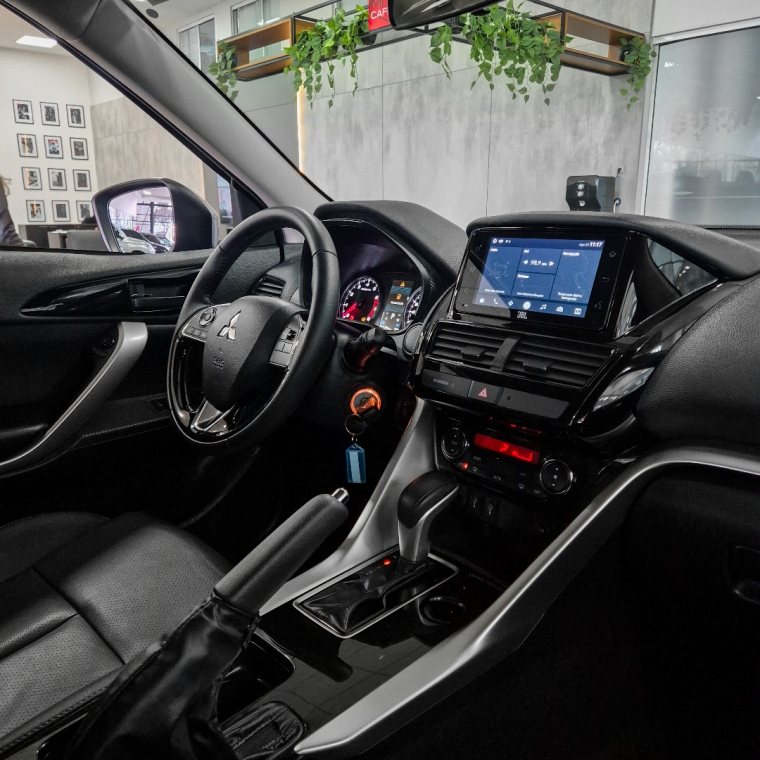 eclipse cross rush
