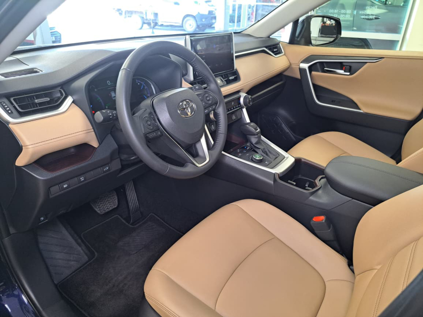 Toyota RAV4 2.5 VVT-IE HYBRID SX CONNECT AWD CVT 17