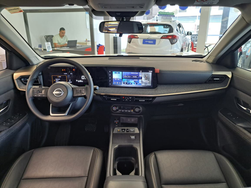 Nissan KICKS 1.0 TURBO FLEX ADVANCE DCT 14