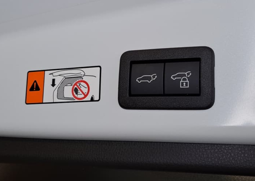 Toyota COROLLA CROSS 1.8 VVT-I HYBRID FLEX XRX CVT 12