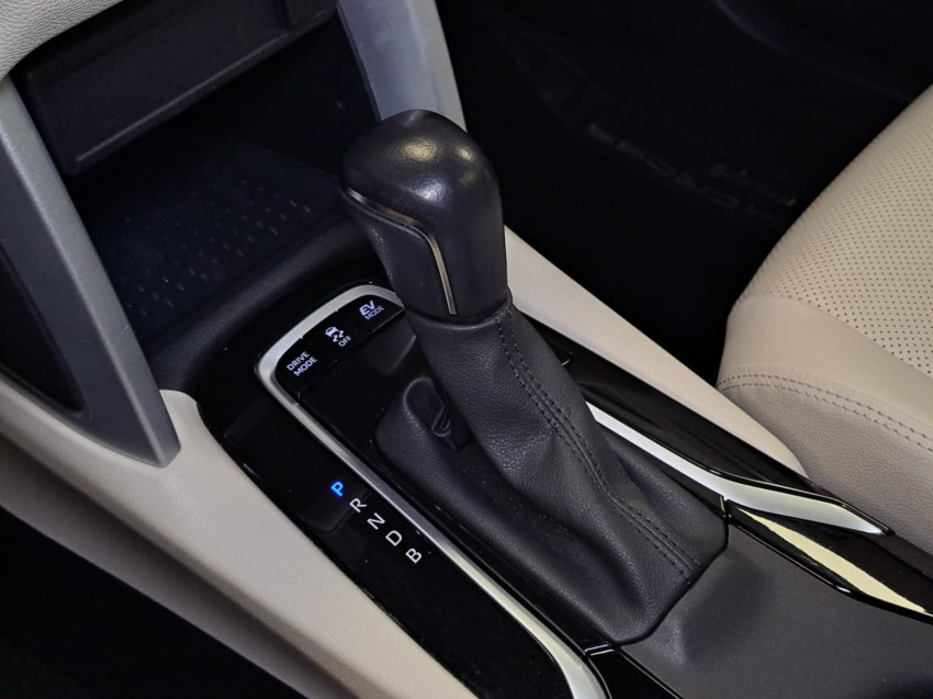 Toyota COROLLA CROSS 1.8 VVT-I HYBRID FLEX XRX CVT 19
