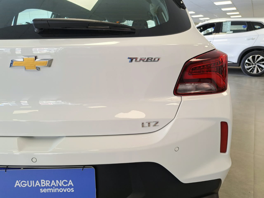 Chevrolet ONIX 1.0 TURBO FLEX LTZ AUTOMÁTICO 9