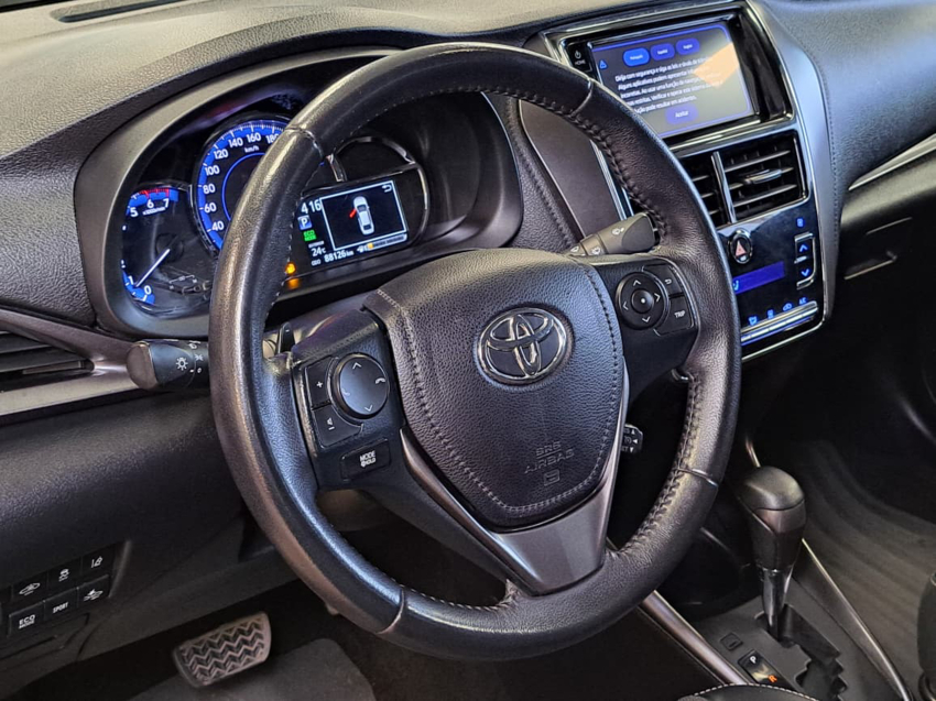 Toyota YARIS 1.5 16V FLEX SEDAN XS CONNECT MULTIDRIVE 16
