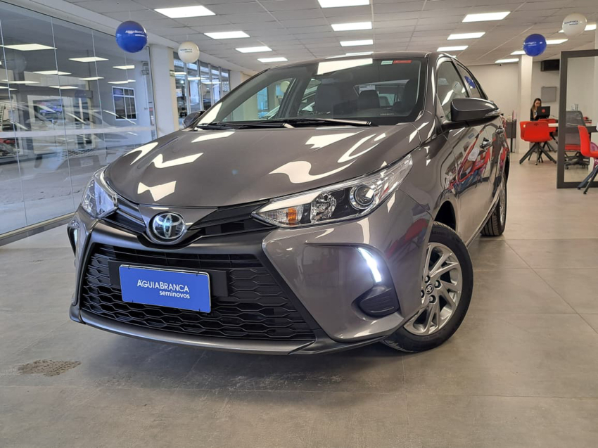 Toyota YARIS 1.5 16V FLEX SEDAN XS CONNECT MULTIDRIVE