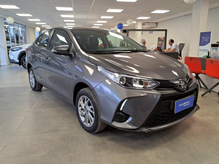 Toyota YARIS 1.5 16V FLEX SEDAN XS CONNECT MULTIDRIVE 5