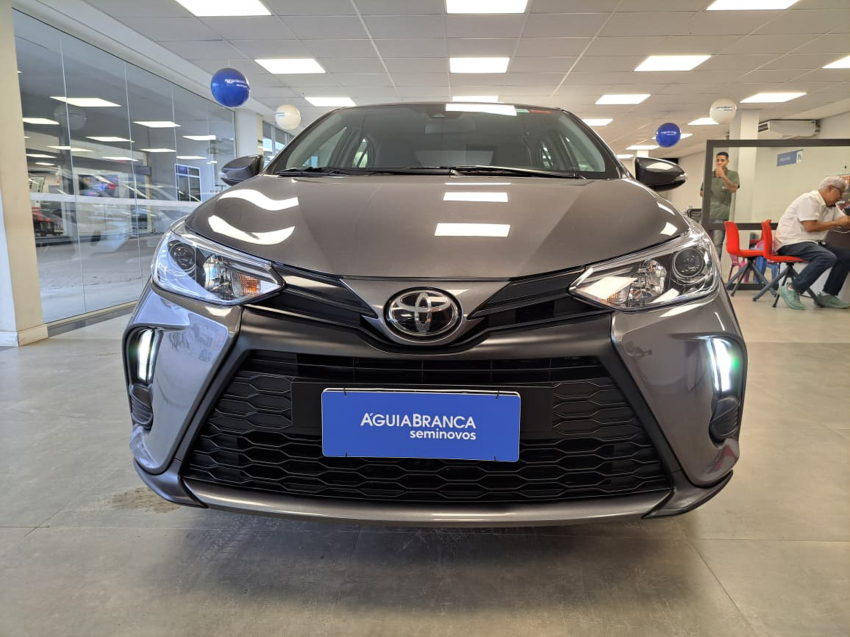 Toyota YARIS 1.5 16V FLEX SEDAN XS CONNECT MULTIDRIVE 3