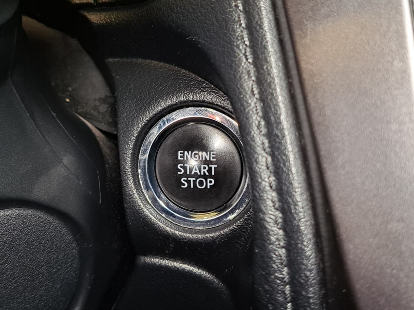 Toyota YARIS 1.5 16V FLEX SEDAN XS CONNECT MULTIDRIVE 17