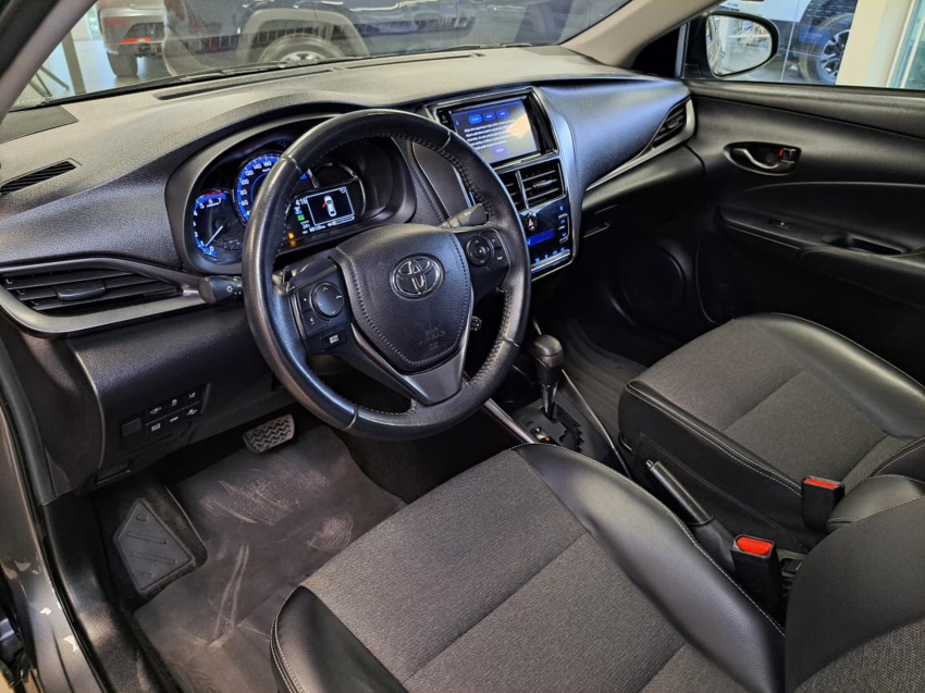 Toyota YARIS 1.5 16V FLEX SEDAN XS CONNECT MULTIDRIVE 15