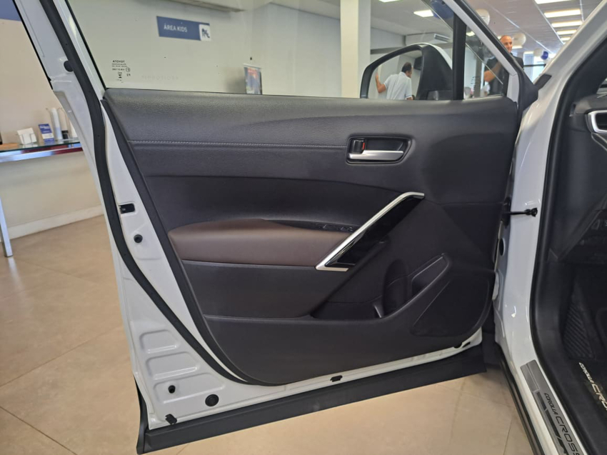 Toyota COROLLA CROSS 2.0 VVT-IE FLEX XRE DIRECT SHIFT 21