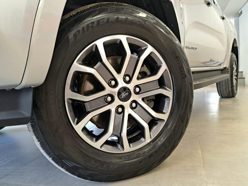 Ford RANGER 3.0 V6 TURBO DIESEL CD LIMITED 4X4 AUTOMÁTICO 2
