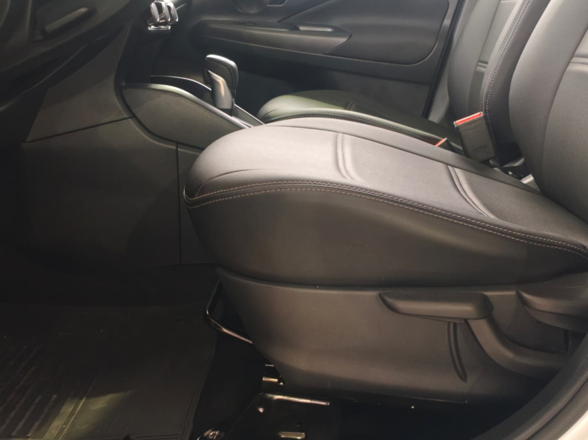 Nissan KICKS PLAY 1.6 16V FLEXSTART ACTIVE PLUS XTRONIC 22