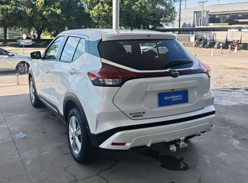 Nissan KICKS PLAY 1.6 16V FLEXSTART ACTIVE PLUS XTRONIC 7