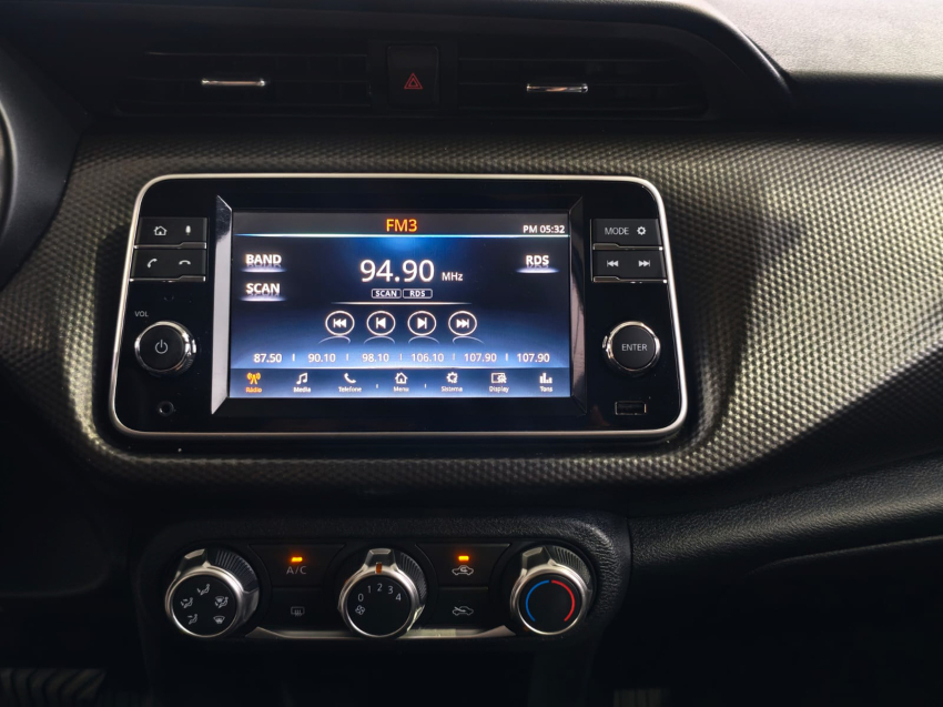 Nissan KICKS PLAY 1.6 16V FLEXSTART ACTIVE PLUS XTRONIC 16