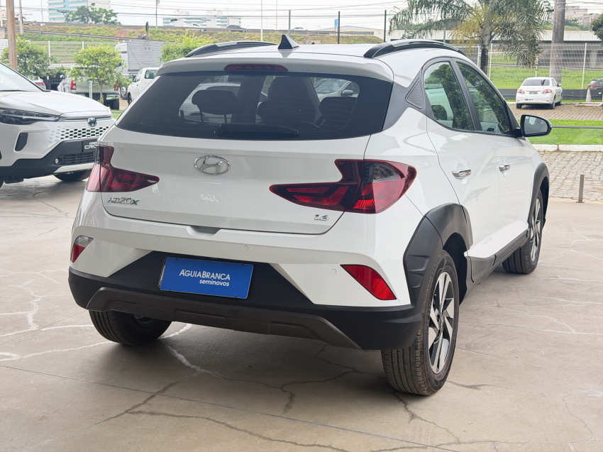 Hyundai HB20X 1.6 16V FLEX DIAMOND AUTOMÁTICO 10