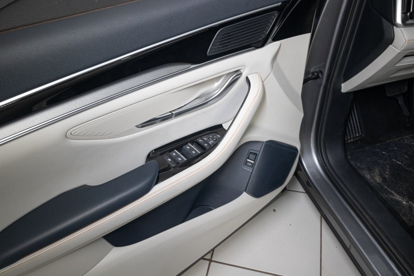 Carro BYD SONG PLUS
