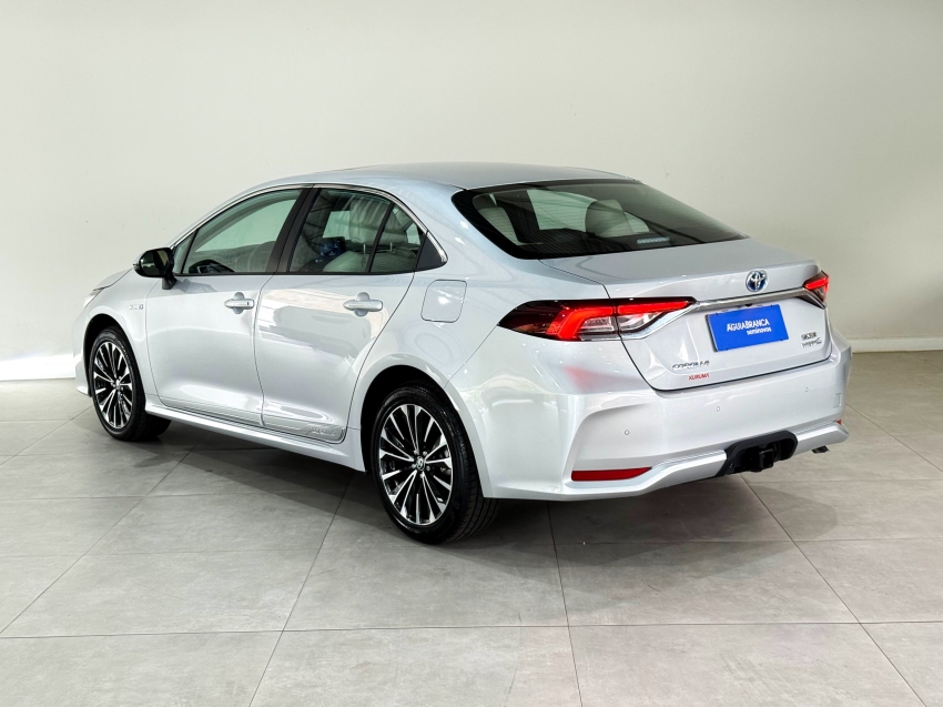 Carro Toyota COROLLA