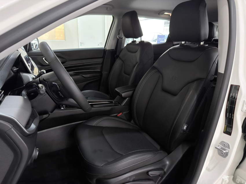JEEP COMPASS 1.3 T270 TURBO FLEX LONGITUDE AT6 19