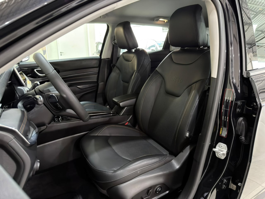 JEEP COMPASS 1.3 T270 TURBO FLEX LIMITED AT6 19
